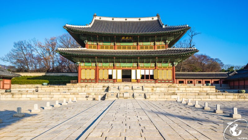 seul'de gezilecek yerler changdeokgung sarayi