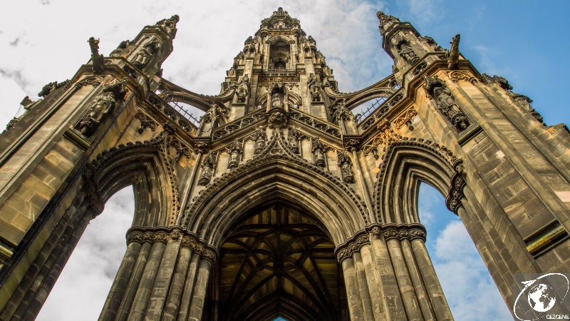 edinburgh'da gezilecek yerler arthurs seat scott monument