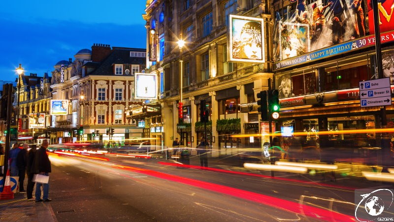 shaftesbury-avenue-londra